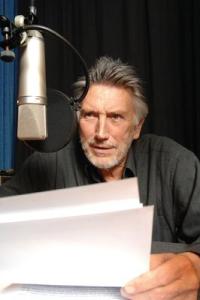 Christian Brückner ist Gastgeber der Literaturtage und Synchronstimme von Robert de Niro Foto: Uwe Tölle/Random House