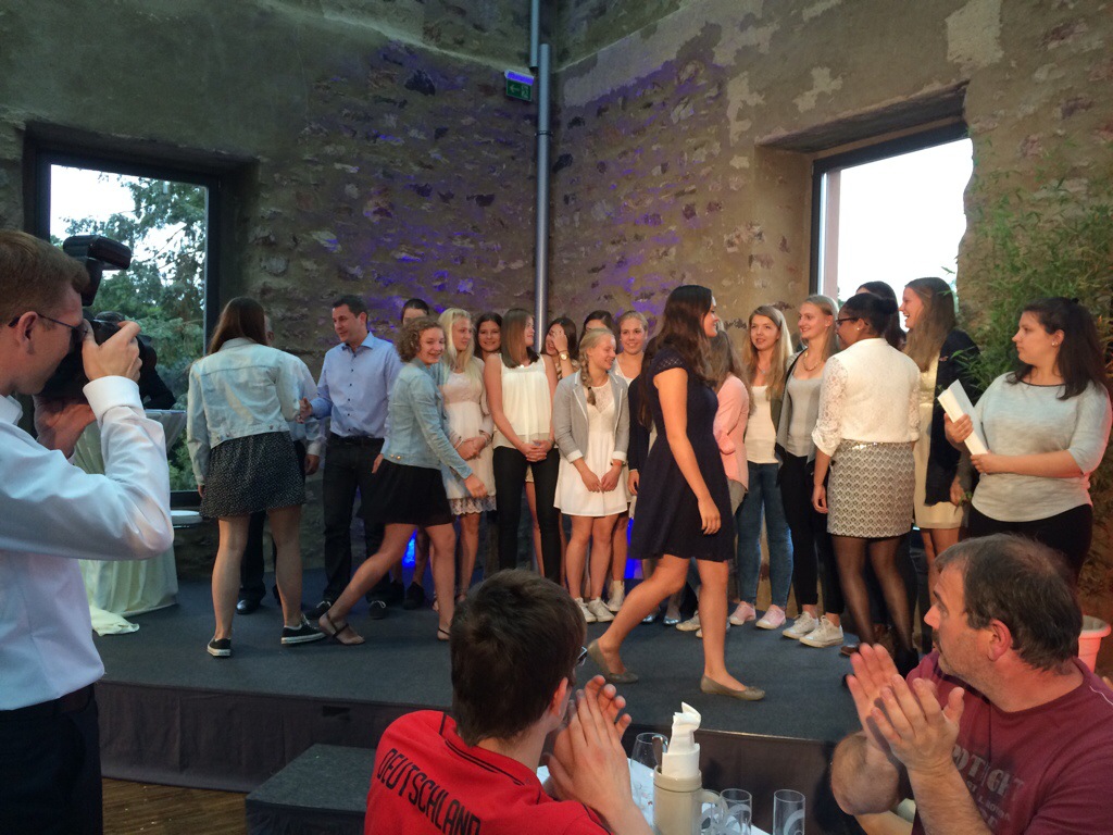 Insgesamt gab es 216 Ehrungen. Hier die Girls vom VC Wiesbaden