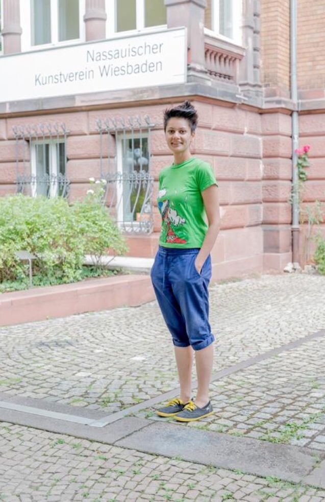 Mehreen Murtaza, geboren 1986 in Riyadh, Saudi-Arabien, lebt und arbeitet in Pakistan. Foto: © Christian Lauer und Nassauischer Kunstverein Wiesbaden